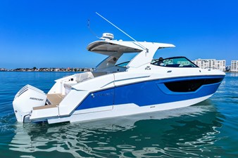 Cruisers Yachts 38 GLS Outboard 23 2026 Cruisers Yachts 38 GLS Outboard 24