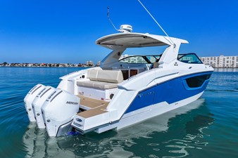 Cruisers Yachts 38 GLS Outboard 24 2026 Cruisers Yachts 38 GLS Outboard 25