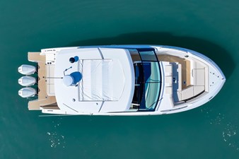 Cruisers Yachts 38 GLS Outboard 30 2026 Cruisers Yachts 38 GLS Outboard 31