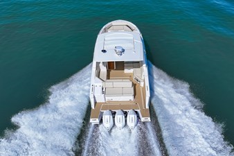 Cruisers Yachts 38 GLS Outboard 35 2026 Cruisers Yachts 38 GLS Outboard 36