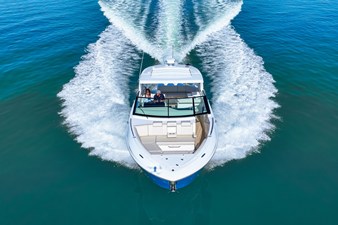 Cruisers Yachts 38 GLS Outboard 36 2026 Cruisers Yachts 38 GLS Outboard 37