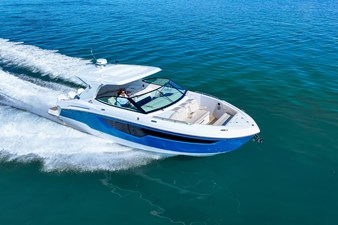 Cruisers Yachts 38 GLS Outboard 40 2026 Cruisers Yachts 38 GLS Outboard 41