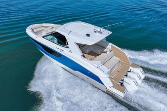 Cruisers Yachts 38 GLS Outboard 43 2026 Cruisers Yachts 38 GLS Outboard 44