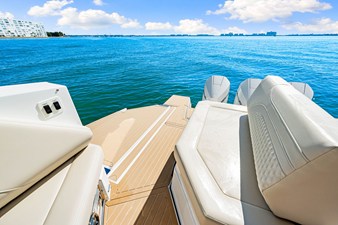 Cruisers Yachts 38 GLS Outboard 53 2026 Cruisers Yachts 38 GLS Outboard 54