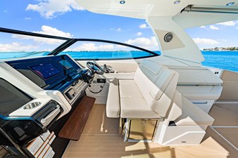 Cruisers Yachts 38 GLS Outboard 63 2026 Cruisers Yachts 38 GLS Outboard 64