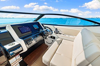 Cruisers Yachts 38 GLS Outboard 64 2026 Cruisers Yachts 38 GLS Outboard 65