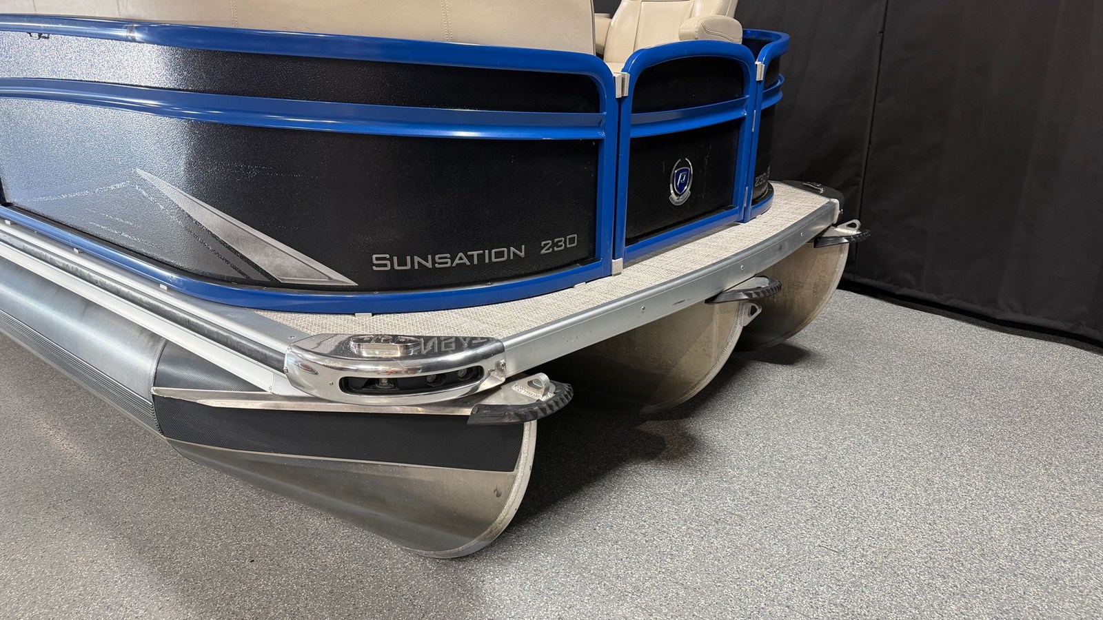 2018 Premier 230 SUNSATION 8