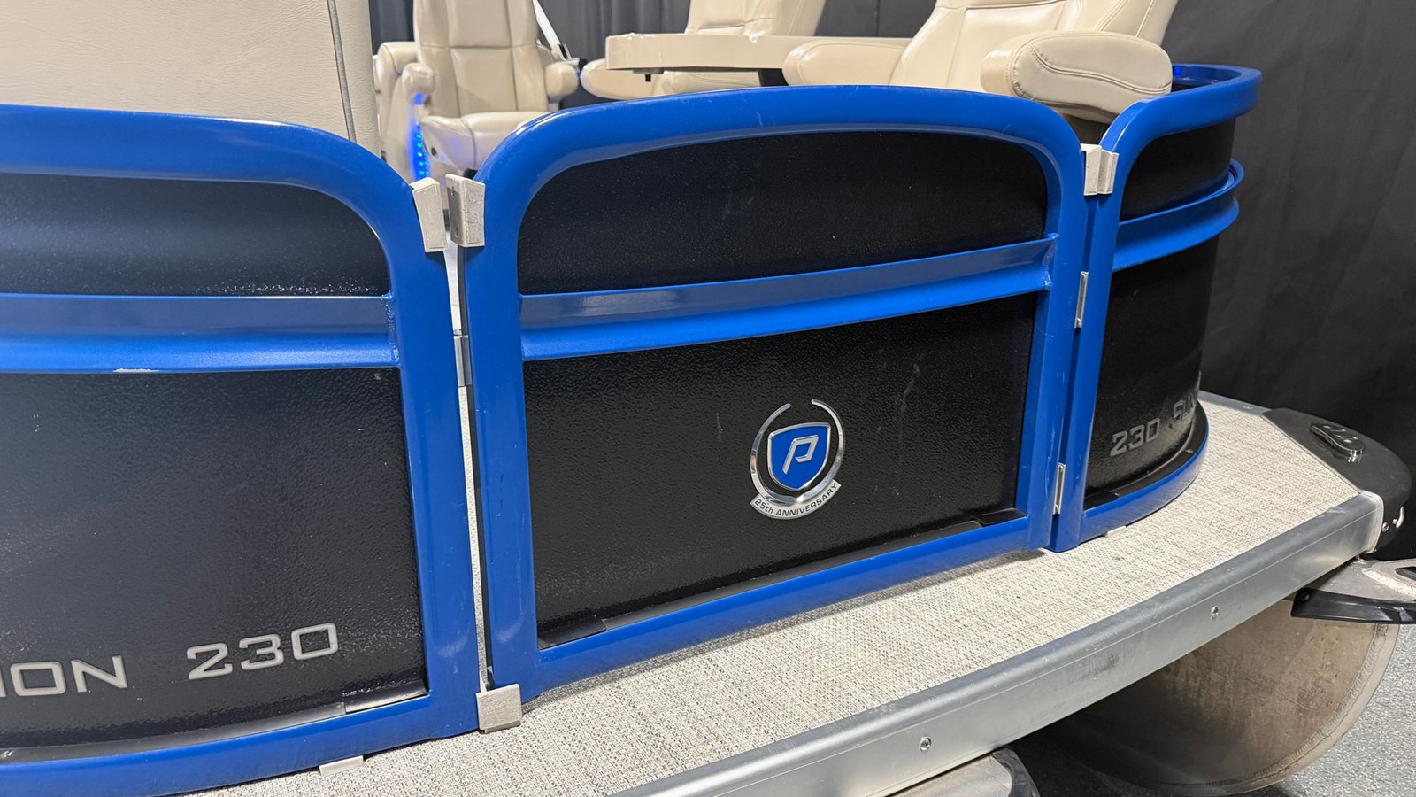 2018 Premier 230 SUNSATION 12