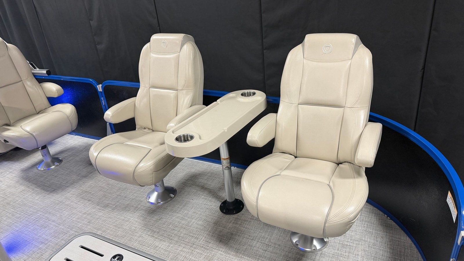 2018 Premier 230 SUNSATION 28