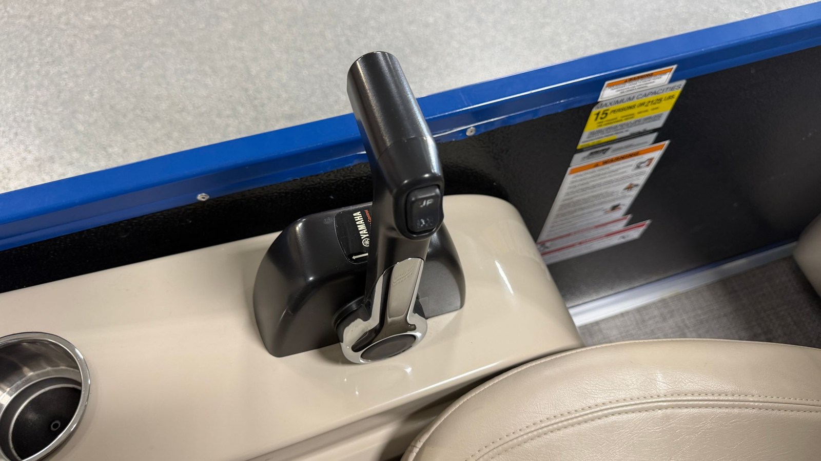 2018 Premier 230 SUNSATION 48