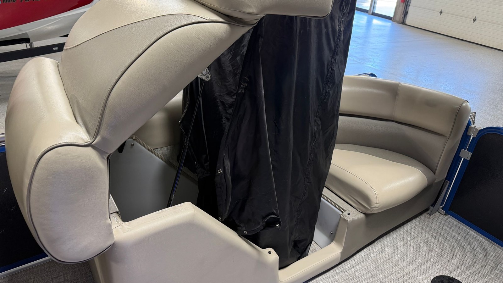 2018 Premier 230 SUNSATION 60