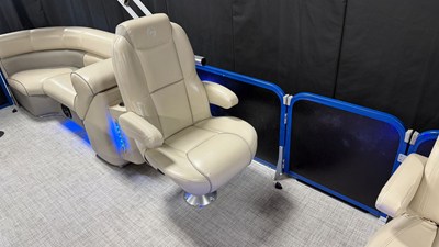 2018 Premier 230 SUNSATION 37