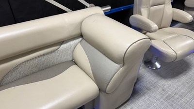 2018 Premier 230 SUNSATION 68