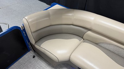 2018 Premier 230 SUNSATION 73