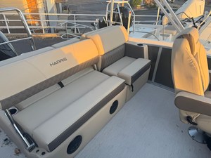 2026 Harris Cruiser 250 37