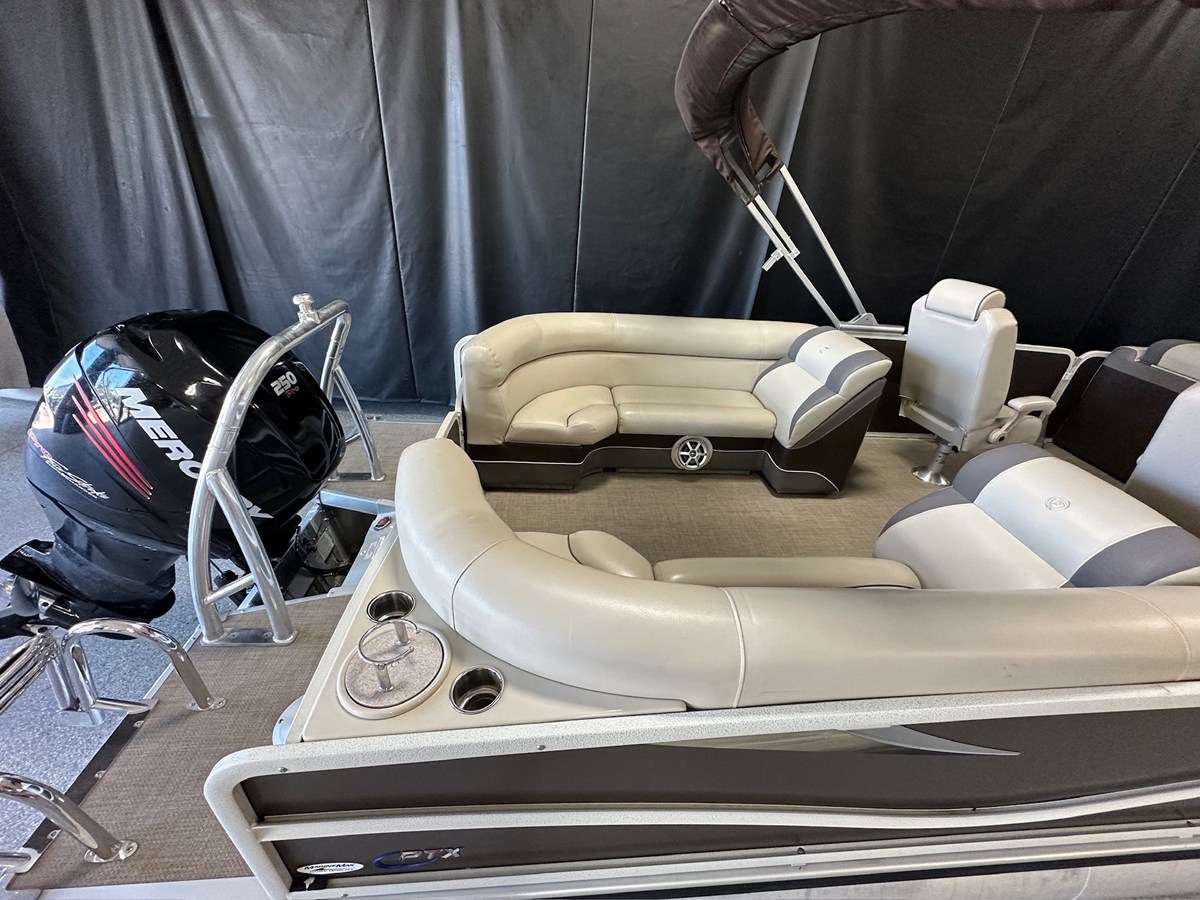 2017 Premier 250 SOLARIS 4