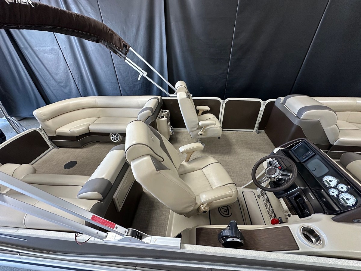 2017 Premier 250 SOLARIS 5