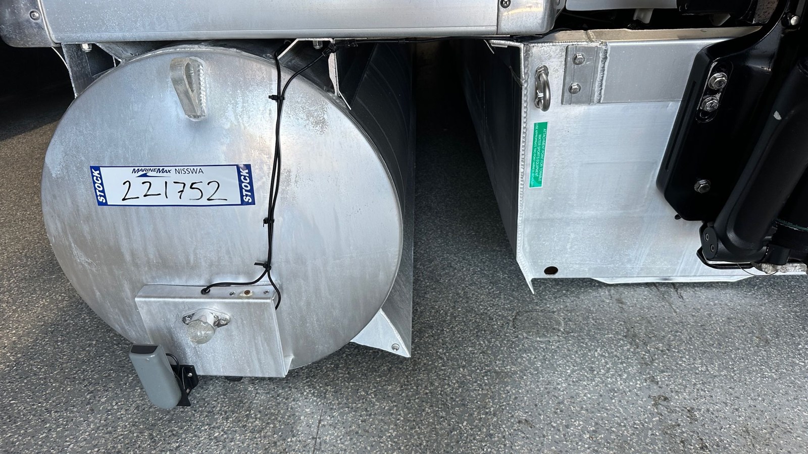 2017 Premier 250 SOLARIS 15