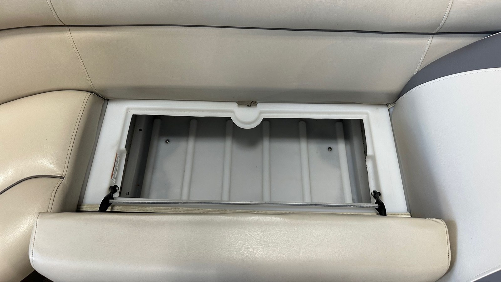 2017 Premier 250 SOLARIS 22
