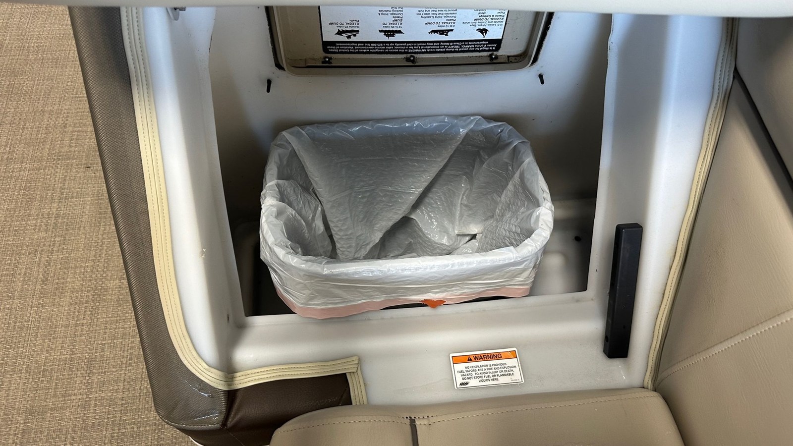 2017 Premier 250 SOLARIS 30