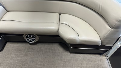 2017 Premier 250 SOLARIS 25