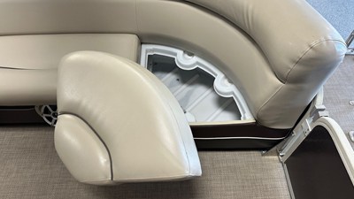 2017 Premier 250 SOLARIS 26