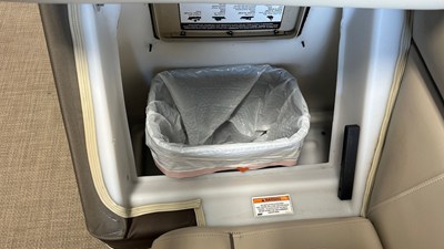 2017 Premier 250 SOLARIS 30