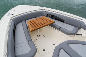 Boston Whaler 360 Outrage 24 2026 Boston Whaler 360 Outrage 25