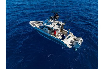 Boston Whaler 360 Outrage 49 2026 Boston Whaler 360 Outrage 50
