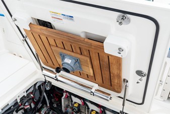 Boston Whaler 360 Outrage 74 2026 Boston Whaler 360 Outrage 75