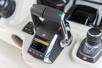 Boston Whaler 360 Outrage 83 2026 Boston Whaler 360 Outrage 84