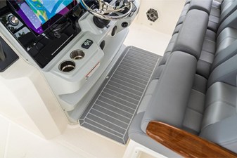 Boston Whaler 360 Outrage 111 2026 Boston Whaler 360 Outrage 112