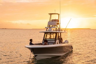 Boston Whaler 360 Outrage 136 2026 Boston Whaler 360 Outrage 137