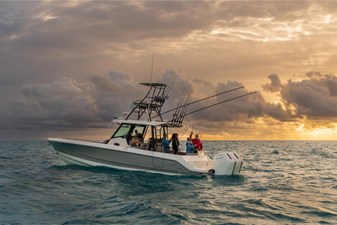 Boston Whaler 360 Outrage 143 2026 Boston Whaler 360 Outrage 144