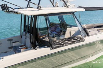 Boston Whaler 360 Outrage 154 2026 Boston Whaler 360 Outrage 155