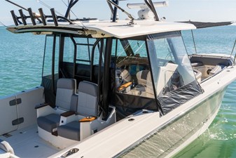 Boston Whaler 360 Outrage 156 2026 Boston Whaler 360 Outrage 157