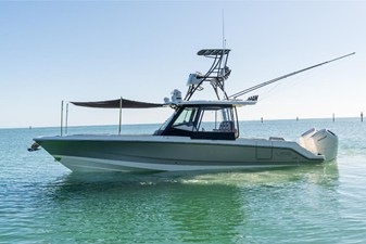 Boston Whaler 360 Outrage 167 2026 Boston Whaler 360 Outrage 168