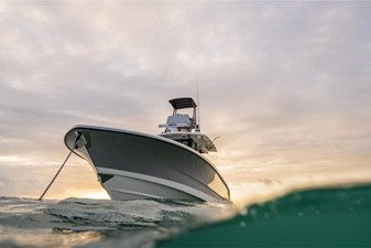 Boston Whaler 360 Outrage 176 2026 Boston Whaler 360 Outrage 177