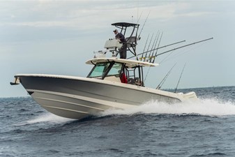 Boston Whaler 360 Outrage 195 2026 Boston Whaler 360 Outrage 196