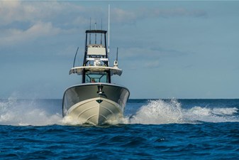Boston Whaler 360 Outrage 201 2026 Boston Whaler 360 Outrage 202