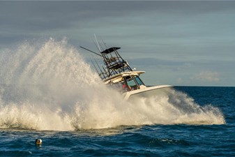 Boston Whaler 360 Outrage 206 2026 Boston Whaler 360 Outrage 207