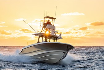 Boston Whaler 360 Outrage 224 2026 Boston Whaler 360 Outrage 225