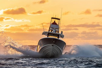 Boston Whaler 360 Outrage 225 2026 Boston Whaler 360 Outrage 226