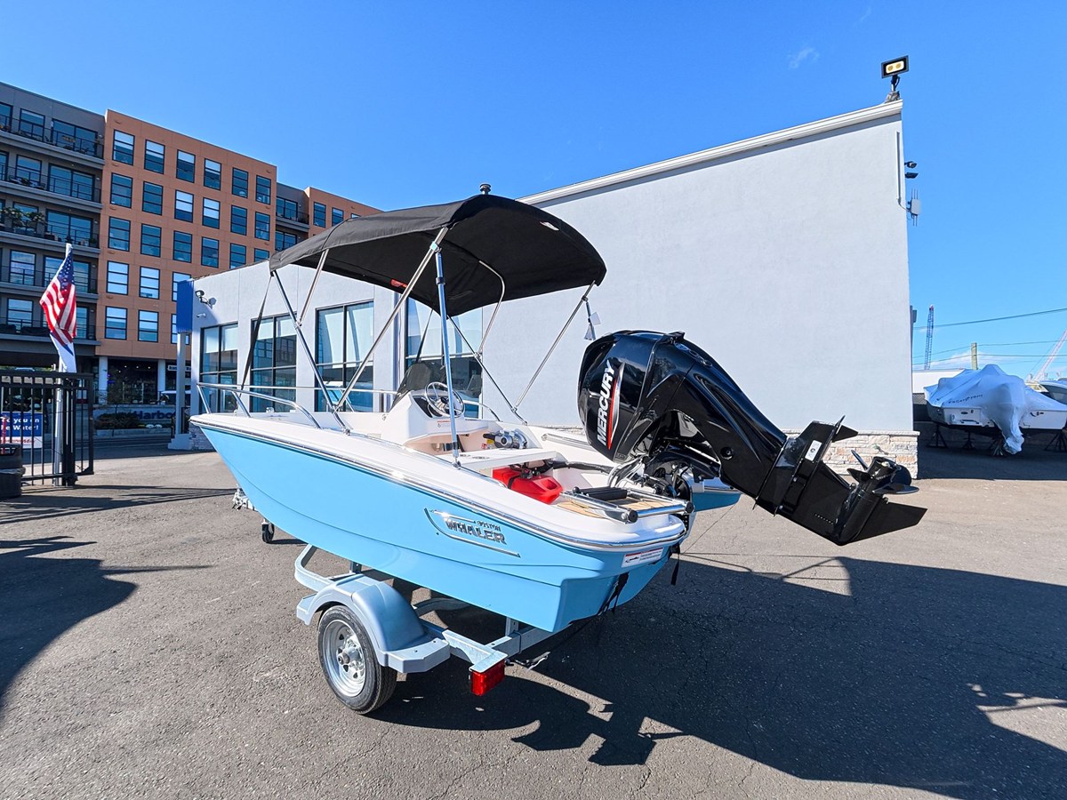 2027 Boston Whaler 130 Super Sport 2