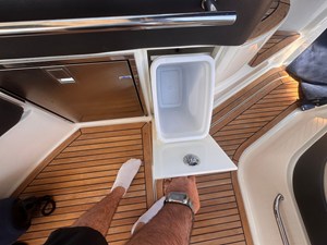 Sea Ray 320 SUNDANCER 15 2019 Sea Ray 320 SUNDANCER 16