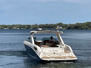 Sea Ray 350 SLX 5 2022 Sea Ray 350 SLX 6