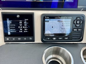 Boston Whaler 320 VANTAGE 24 2022 Boston Whaler 320 VANTAGE 25