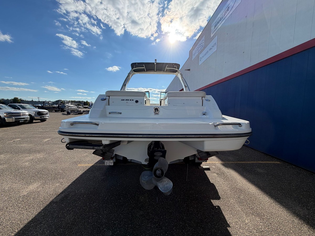 2007 Sea Ray 250 SLX 6