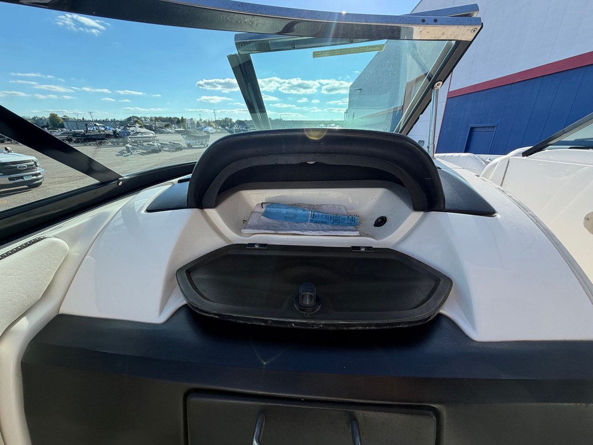 2007 Sea Ray 250 SLX 24