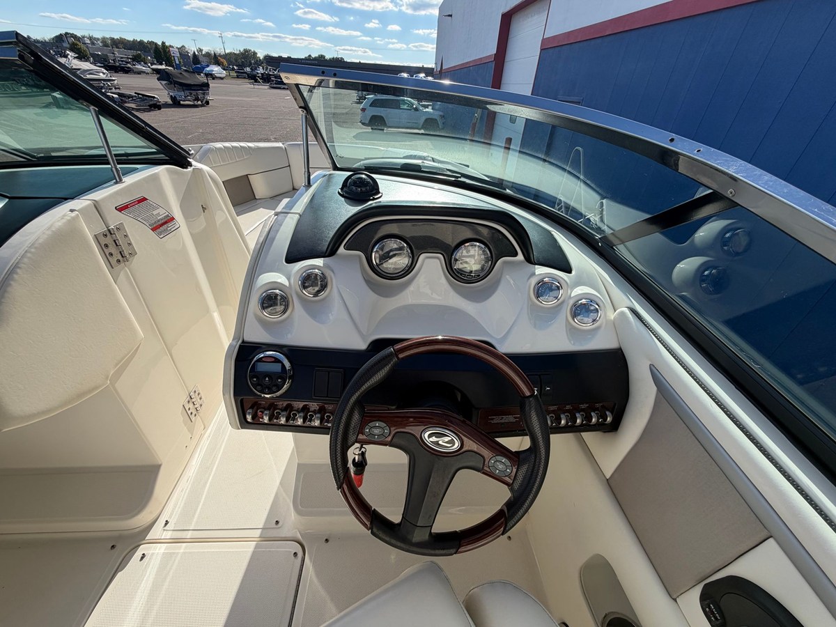 2007 Sea Ray 250 SLX 31